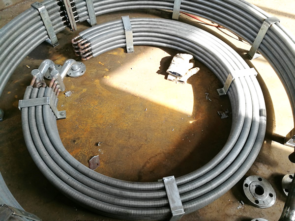 春陽 - 坦水電站油冷卻器-上導(dǎo)、下導(dǎo)