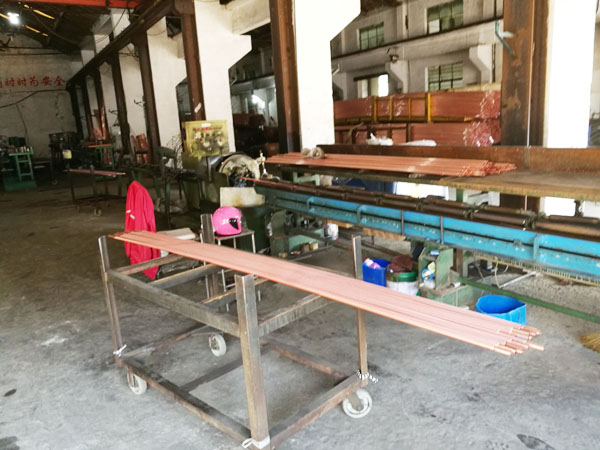 銅管翅片加工、調(diào)直設(shè)備